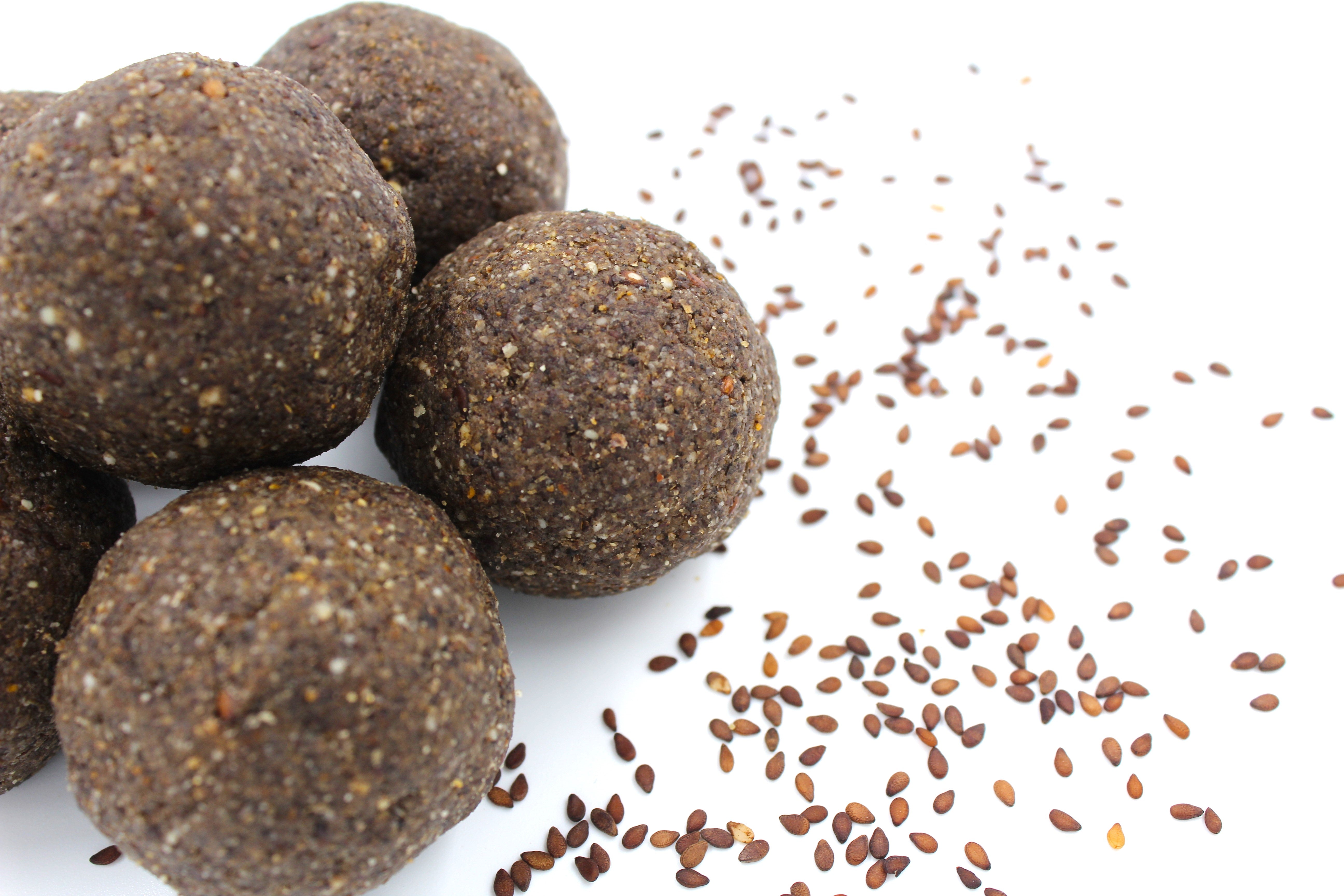 Sesame Ladoo