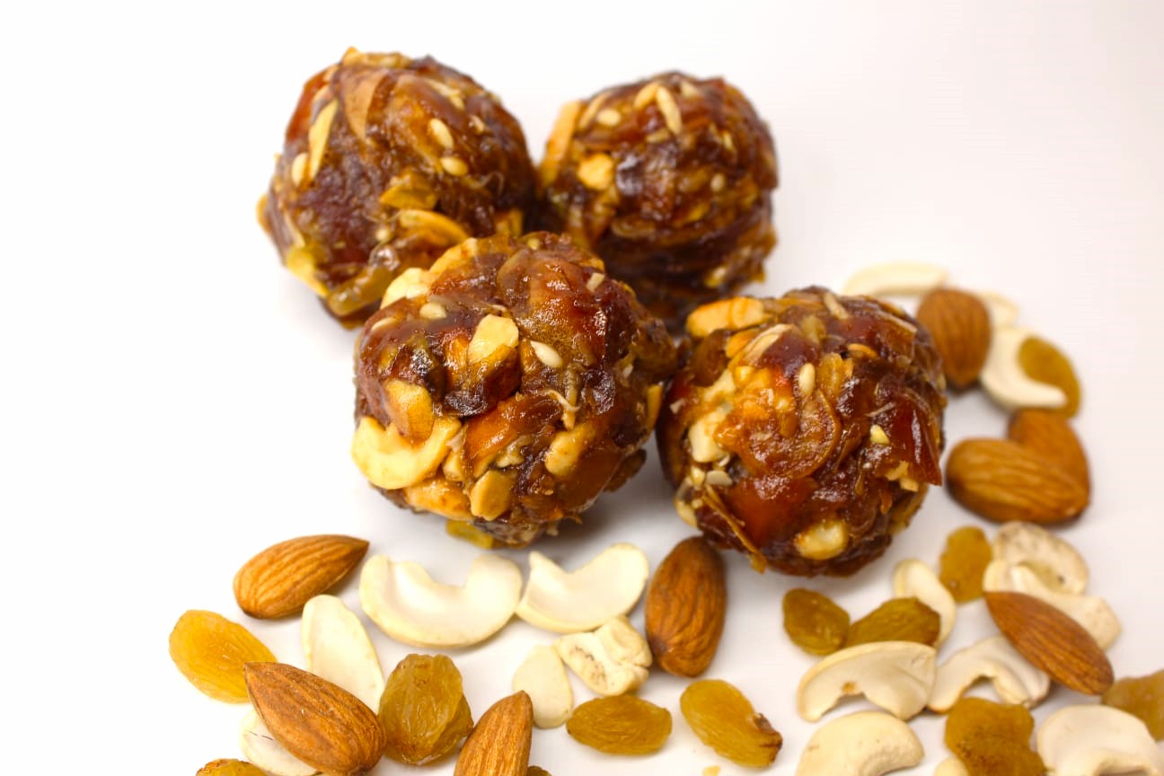 Dry Dates Ladoo