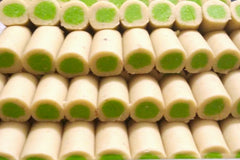 Kaju Pista Roll